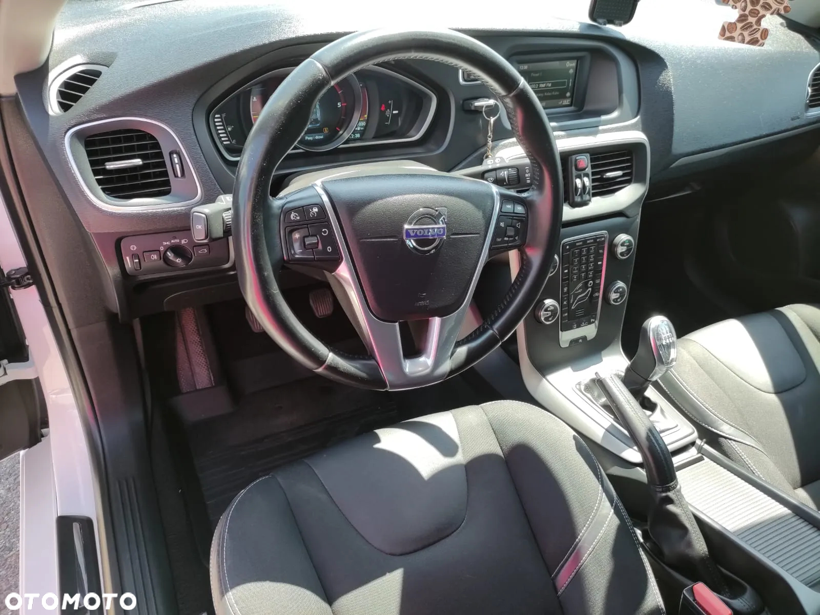 Volvo V40 D3 Momentum - 12
