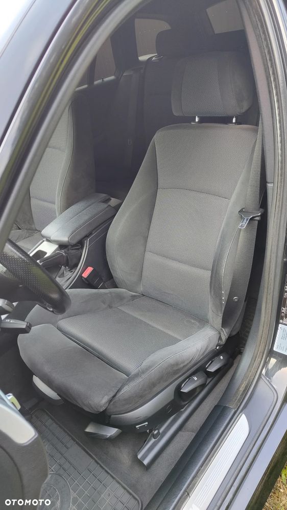 BMW Seria 3 320d xDrive - 8