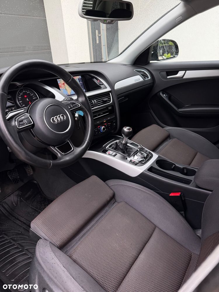 Audi A4 Avant 2.0 TDI - 9