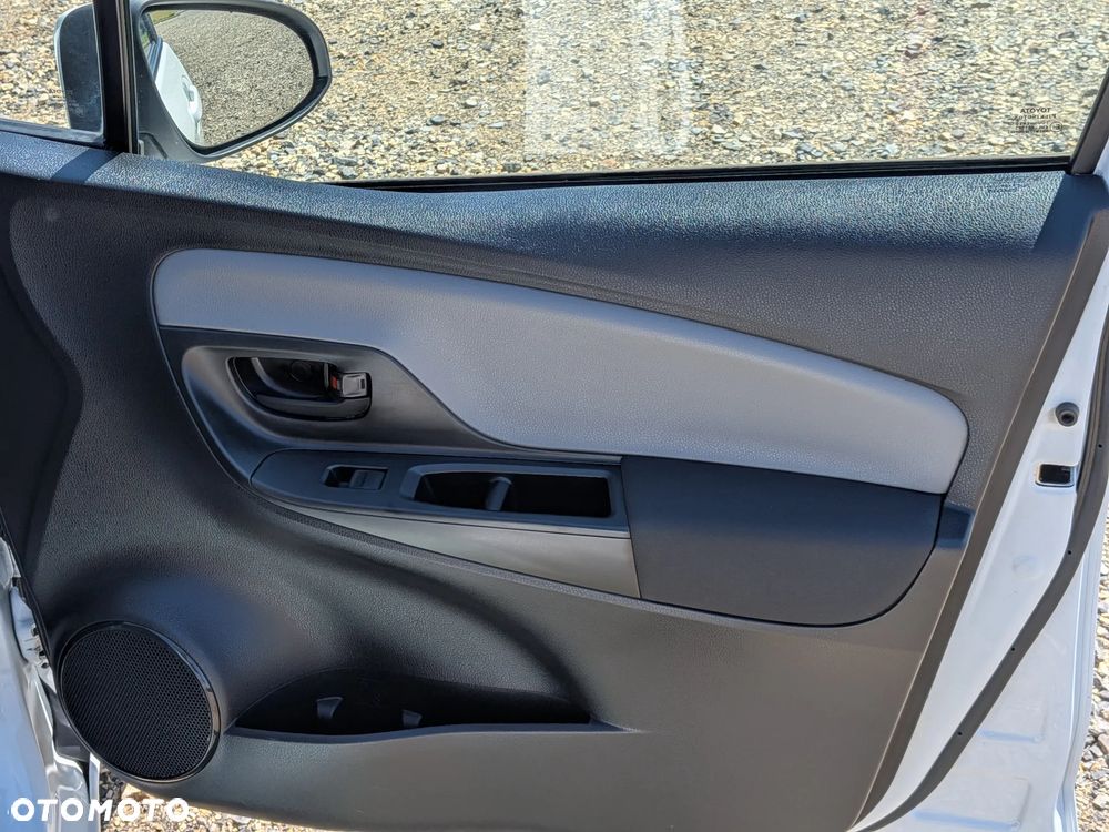 Toyota Yaris 1.5 Premium - 18