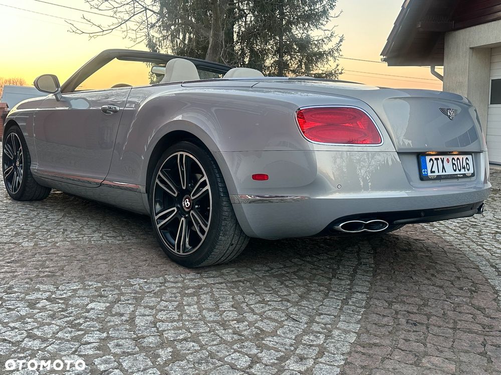 Bentley Continental GT V8 Convertible - 27