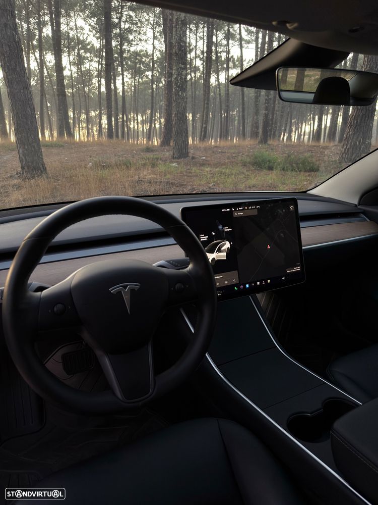 Tesla Model 3 Long-Range Dual Motor AWD - 18