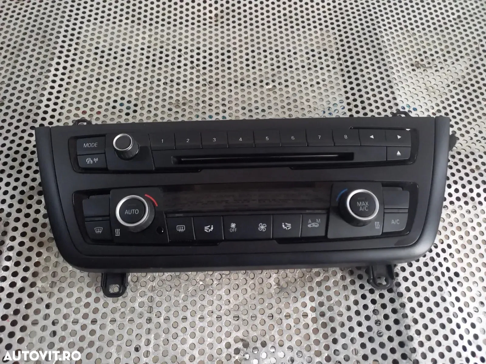 Panou Modul Clima Climatronic Interfata Radio CD Bmw F30 F31 - Dezmembrari Arad - 7