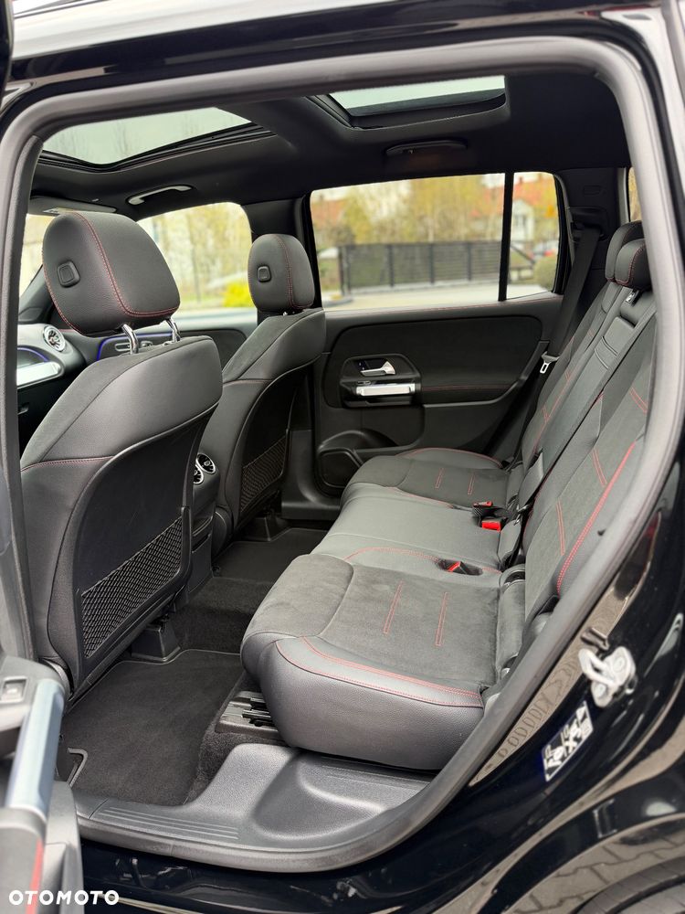 Mercedes-Benz GLB 250 8G-DCT AMG Line - 9