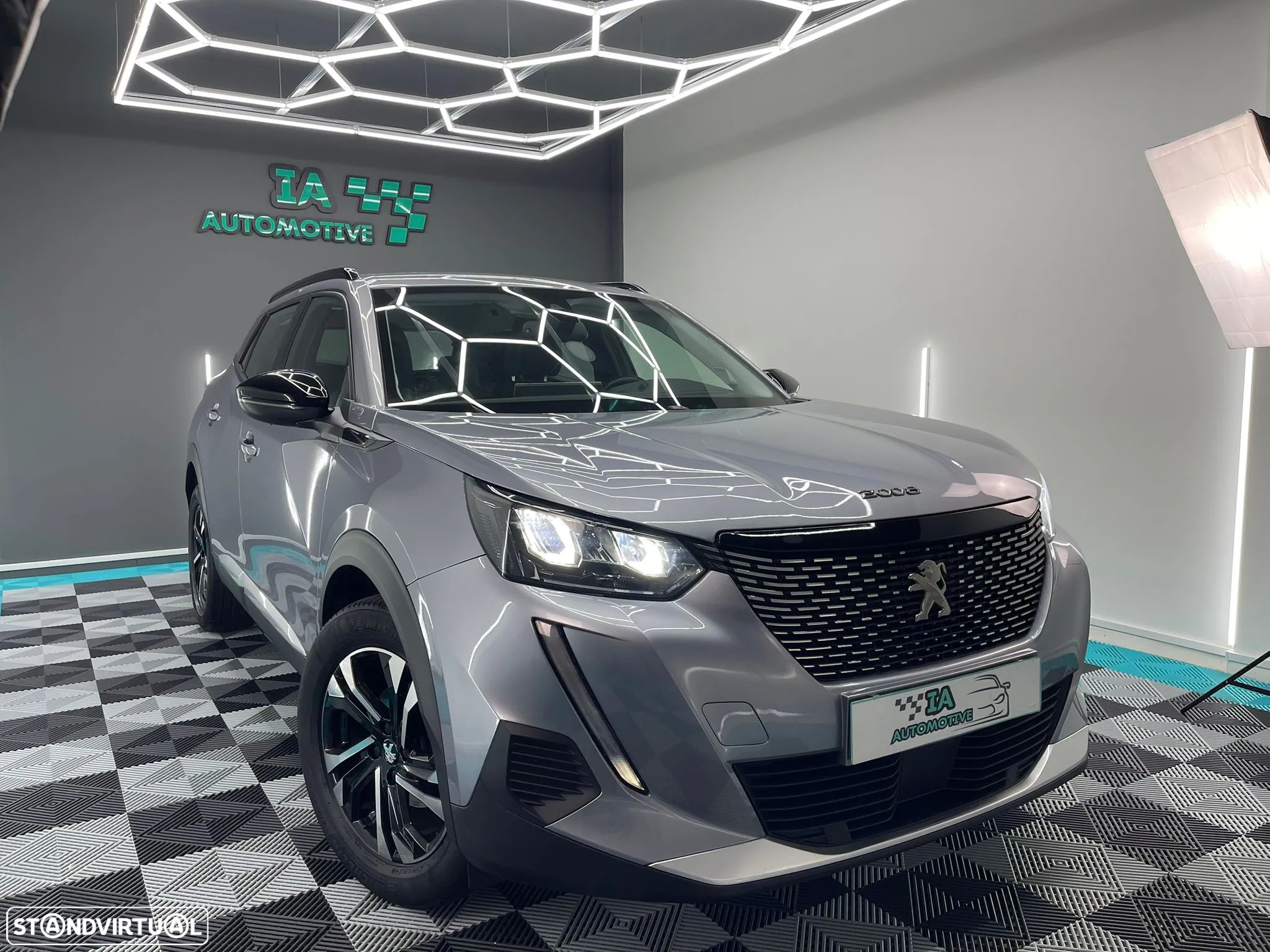 Peugeot 2008 PureTech 100 Stop&Start Allure - 4