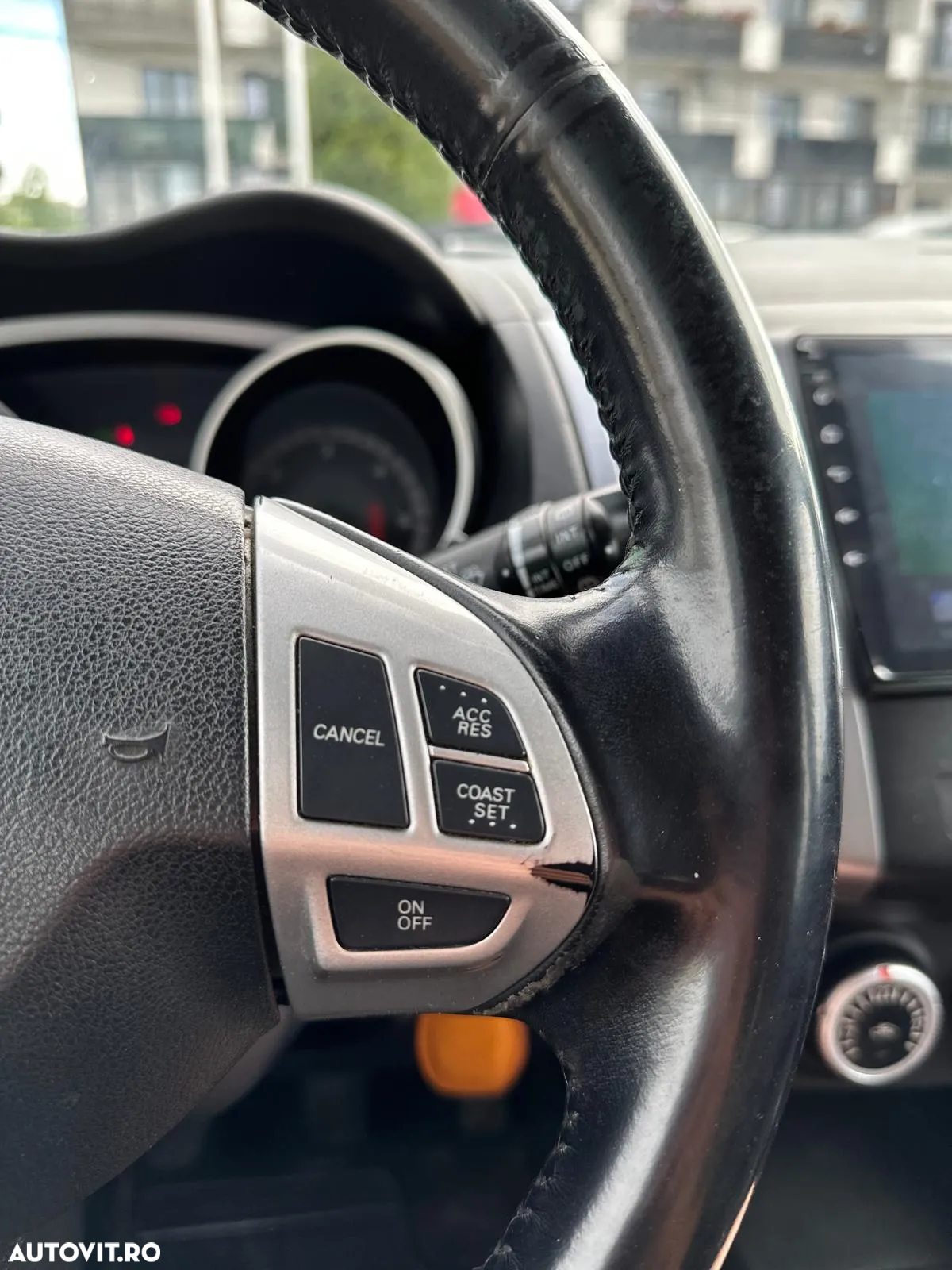 Peugeot 4007 HDI FAP 7-Sitzer Active - 12
