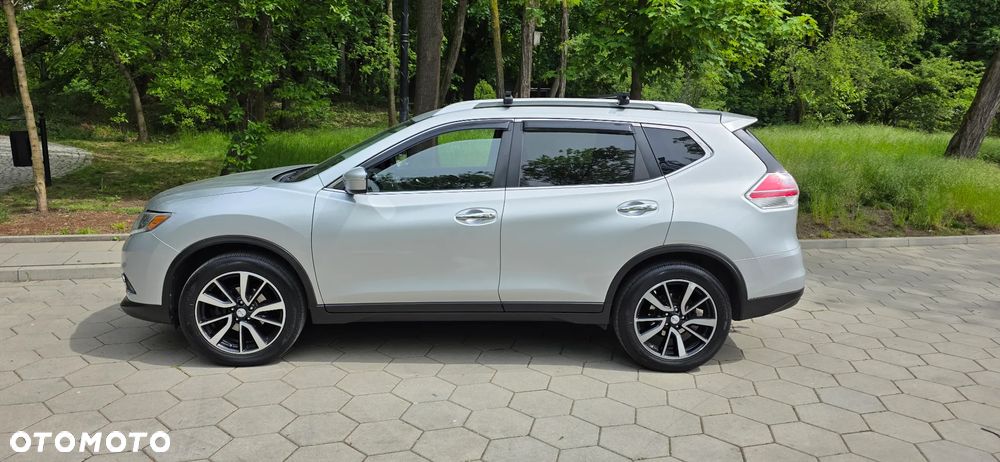 Nissan Rogue - 4