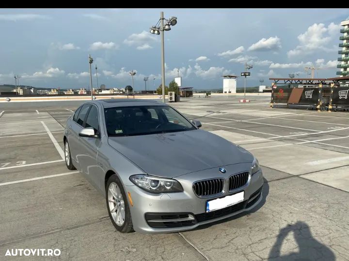 BMW Seria 5 528i xDrive - 1