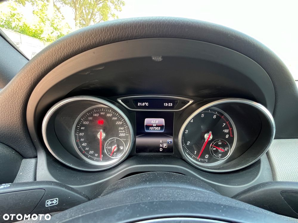 Mercedes-Benz CLA 250 4-Matic AMG Line - 24