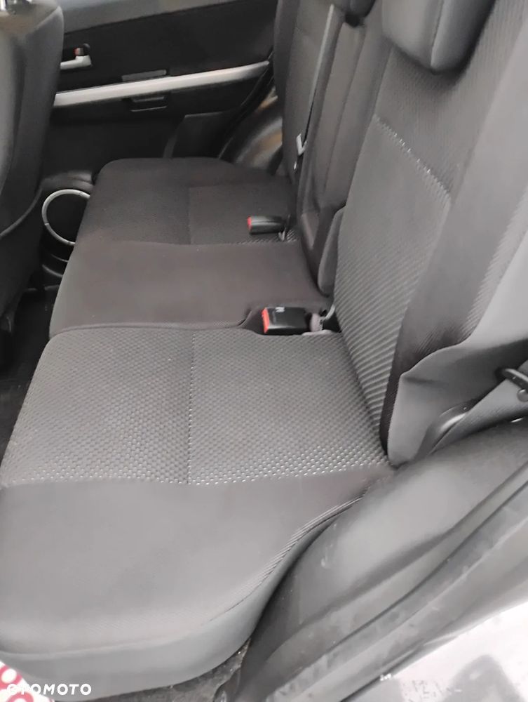 Suzuki Grand Vitara 1.9 DDiS De Luxe - 9