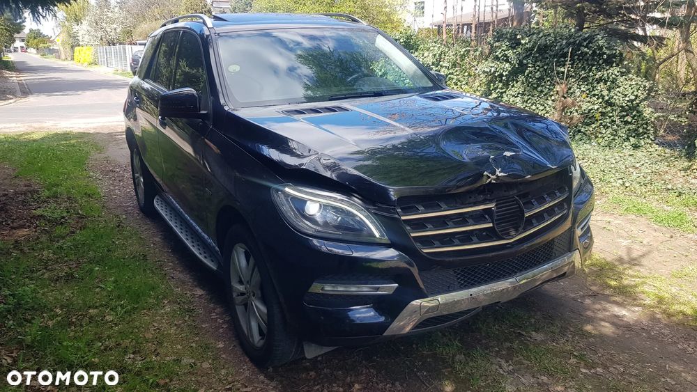 Mercedes-Benz ML 350 BlueTEC 4MATIC 7G-TRONIC - 34