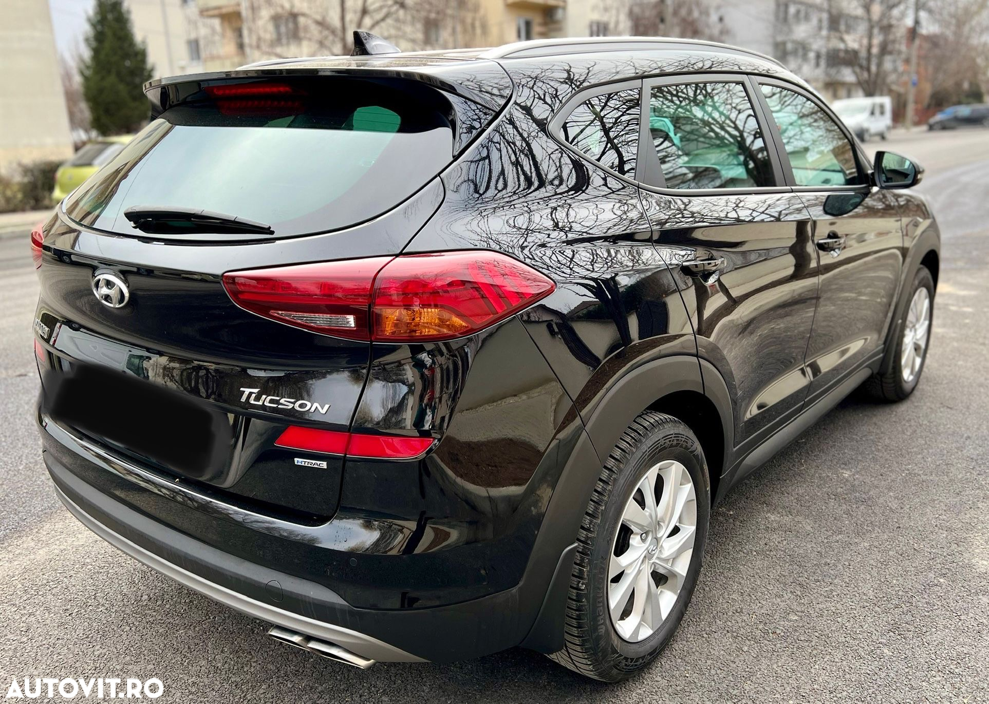 Hyundai Tucson - 2