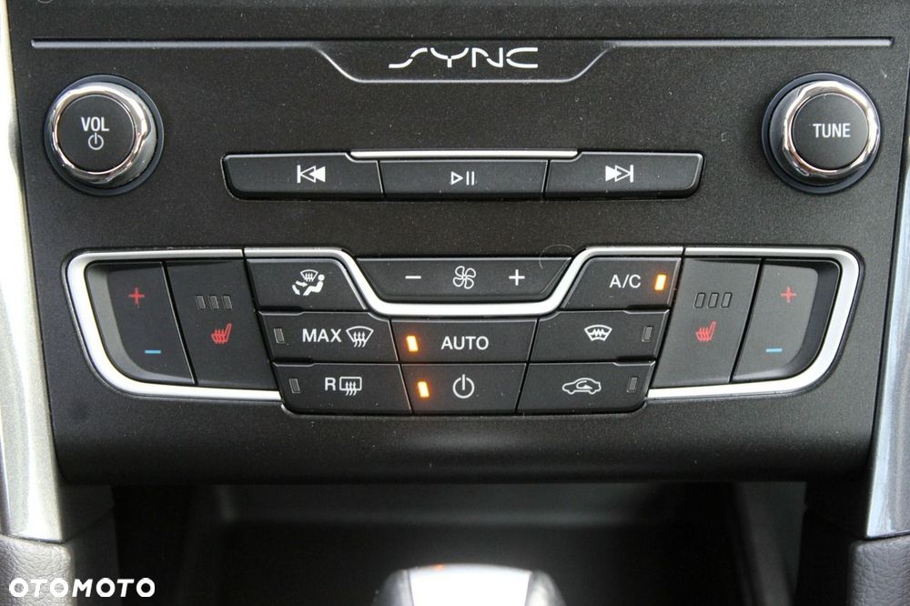Ford Mondeo SW 2.0 Hybrid Trend - 20