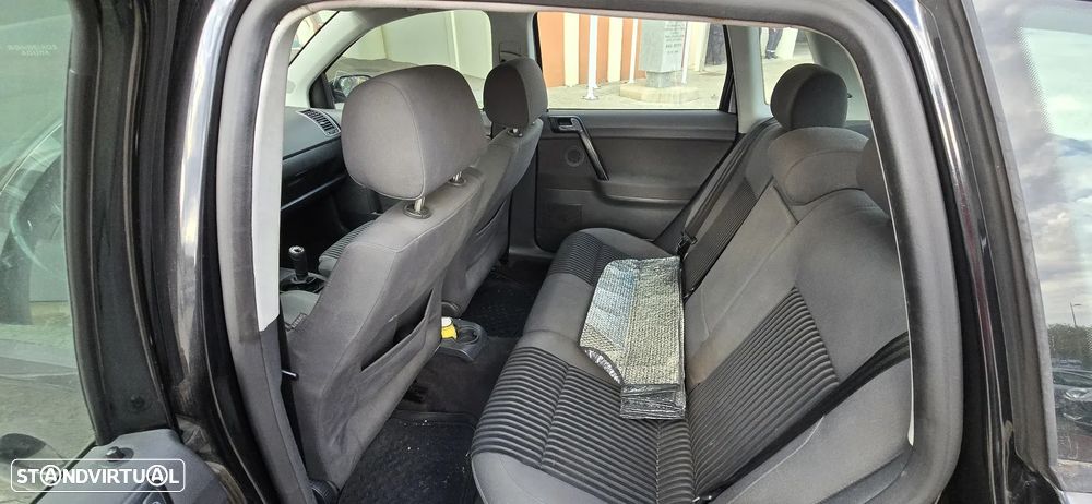 VW Polo 1.4 TDi Confortline - 6