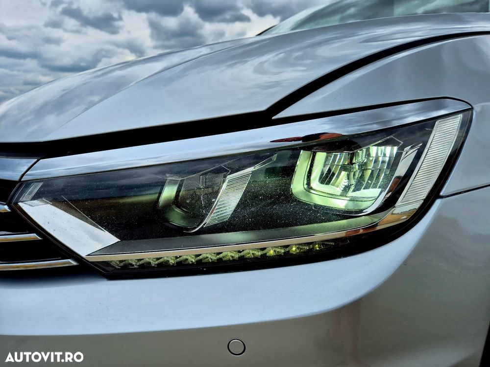 Volkswagen Passat Alltrack - 17