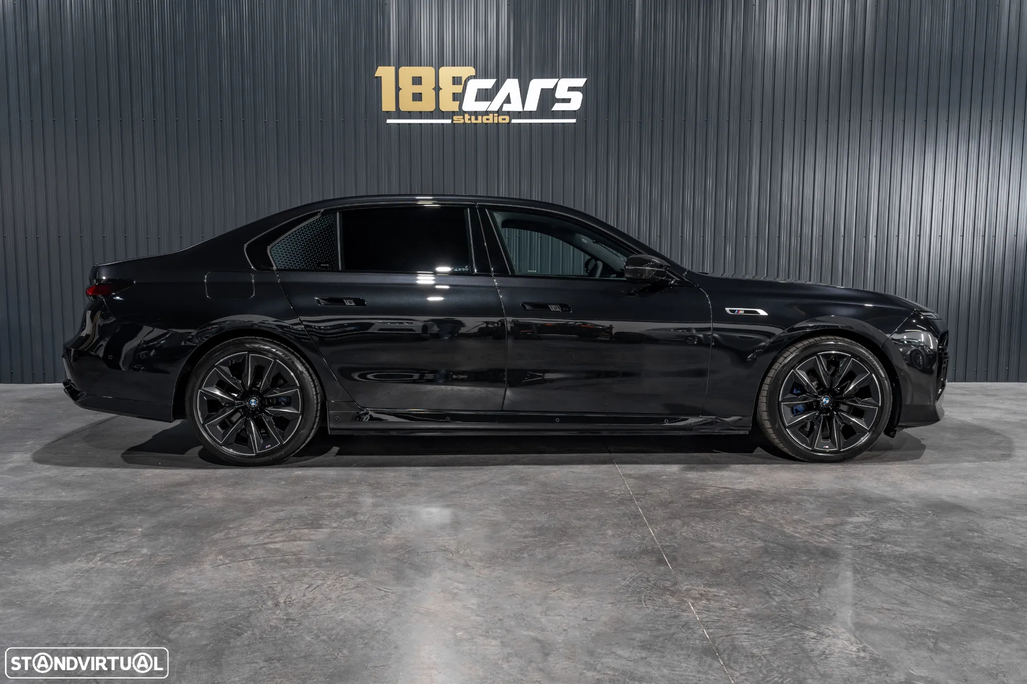 BMW 750 750e xDrive Pack Desportivo M - 48