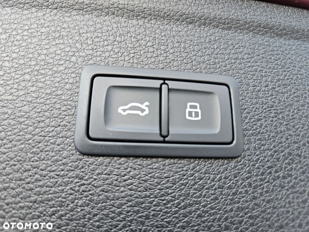 Audi Q5 40 TFSI quattro S tronic - 36
