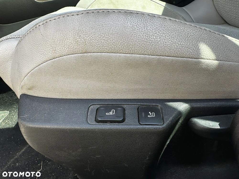 Citroën C4 1.2 e-THP Exclusive - 7