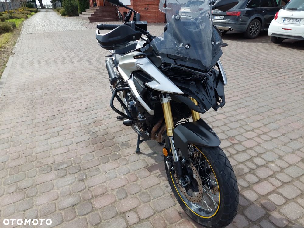 VOGE 525DSX - 8
