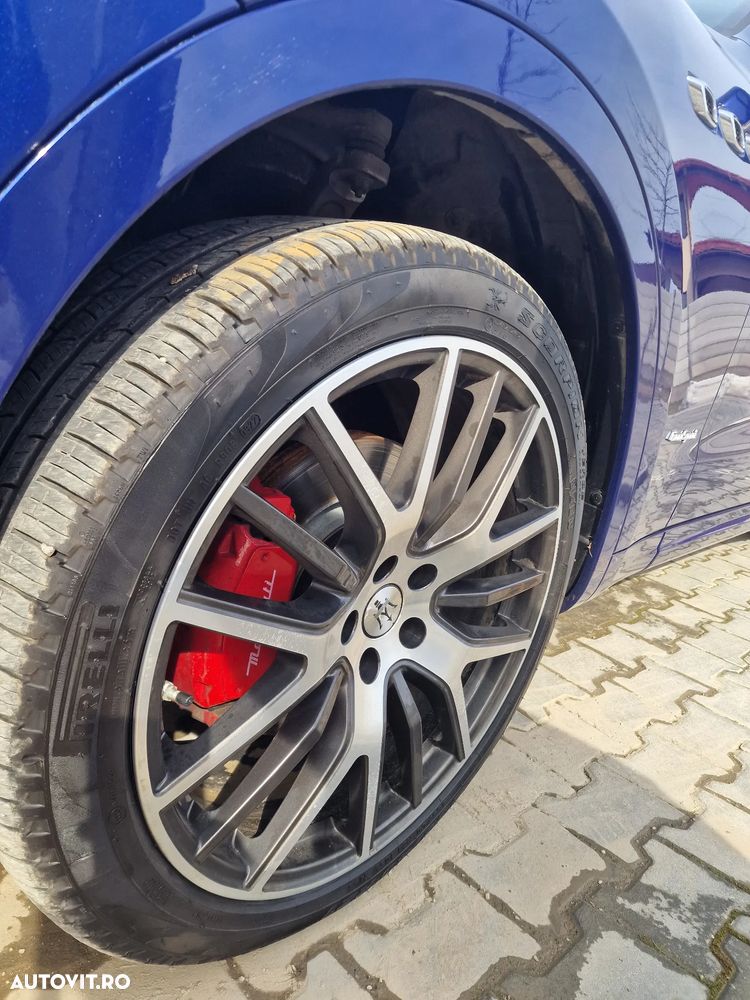 Maserati Levante Modena - 11