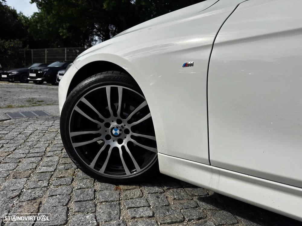 BMW 318 d Auto Pack M - 32