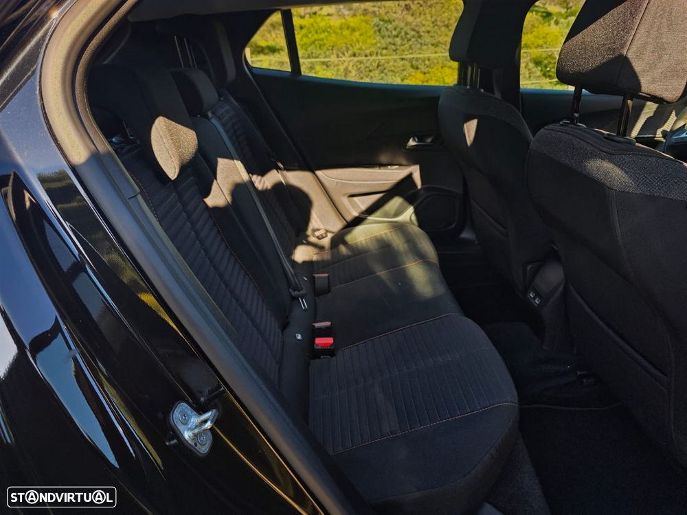 Peugeot e-2008 Active Pack - 16