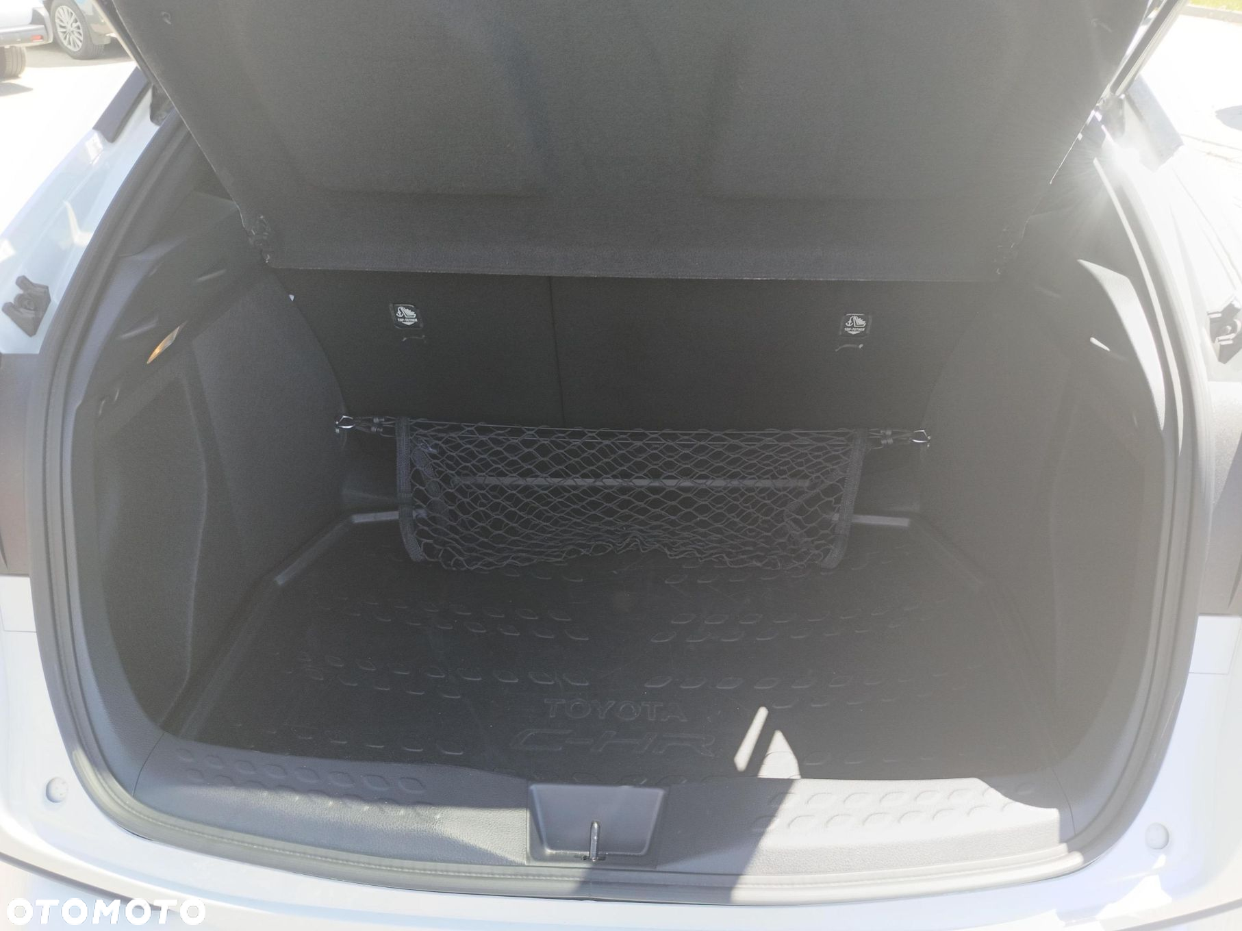 Toyota C-HR - 12