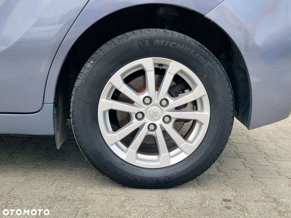 Toyota Verso 2.0 D-4D - 15