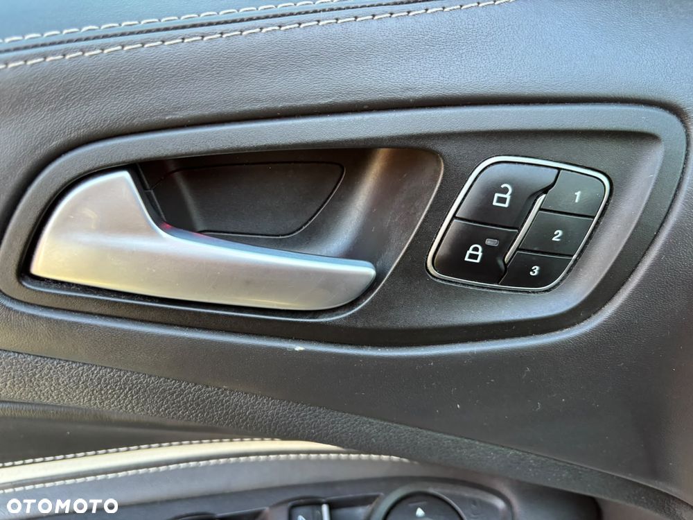 Ford Kuga Vignale 1.5 EcoBoost FWD ASS - 2