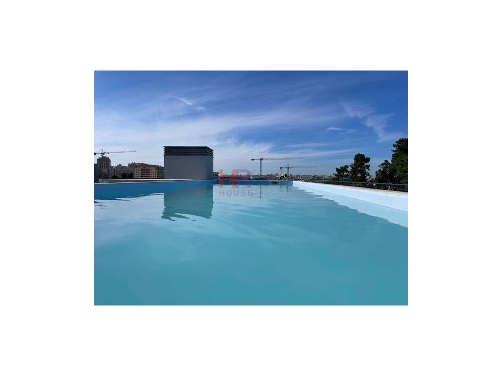 Arrenda-se T0 Parque Lavandeira - Magnólia Residence 3, com lugar d... - Grande imagem: 4/29