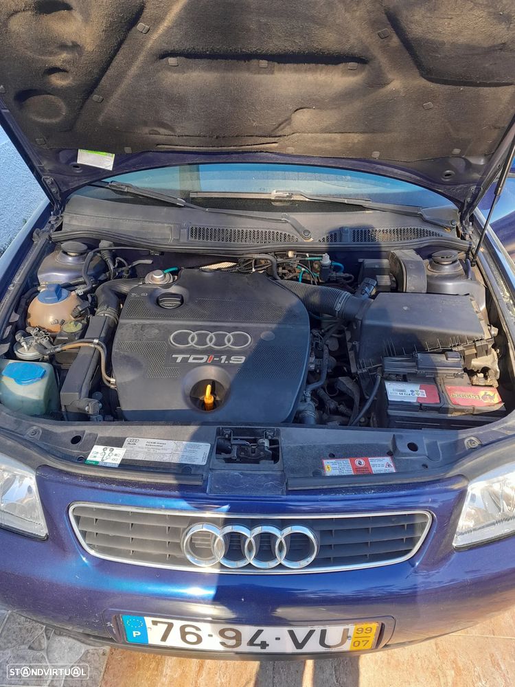 Audi A3 1.9 TDI Attraction - 4