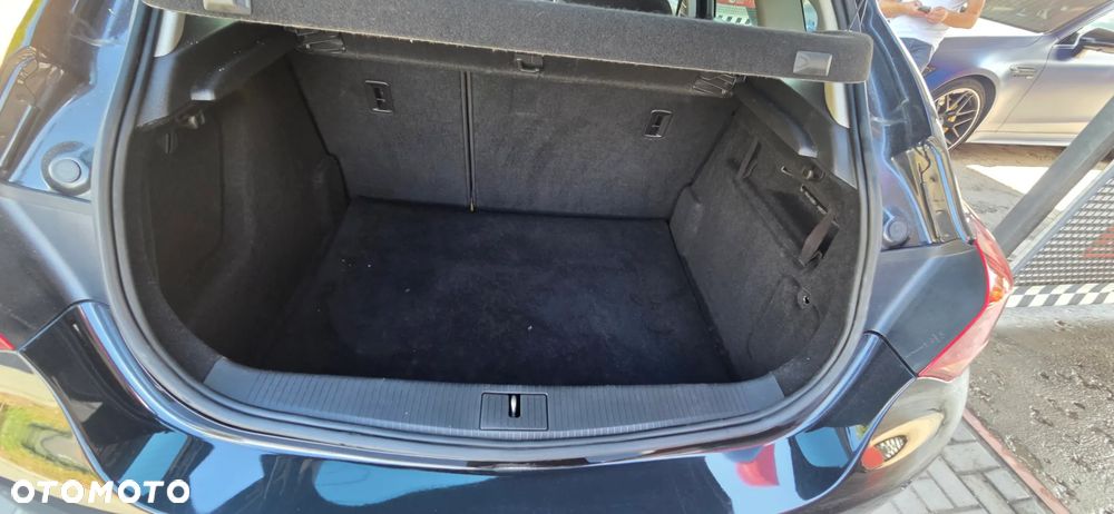 Opel Astra 1.4 Turbo Active - 32
