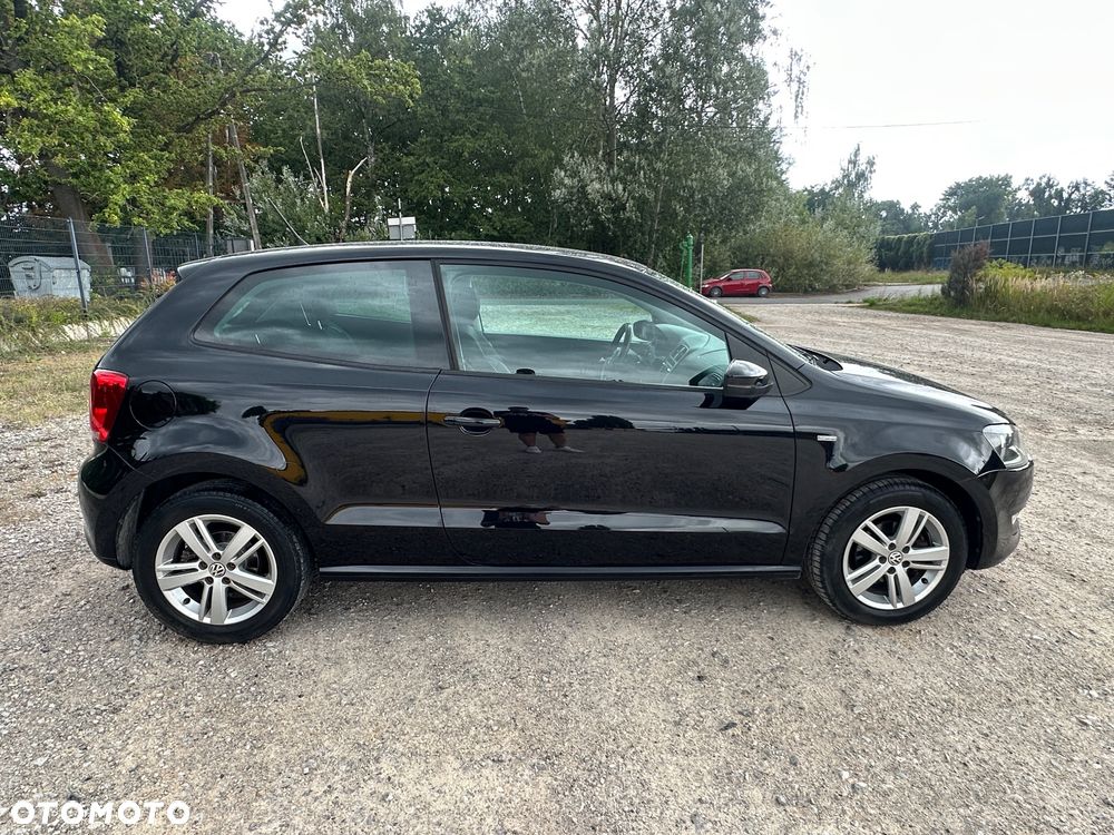 Volkswagen Polo 1.2 TSI MATCH - 11