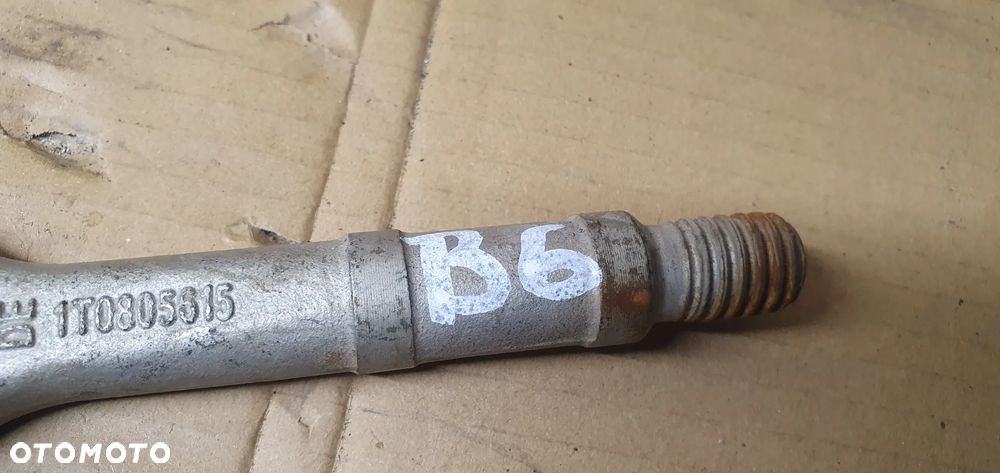 Hak holowniczy ucho VW Passat B6 1T0805815 - 4
