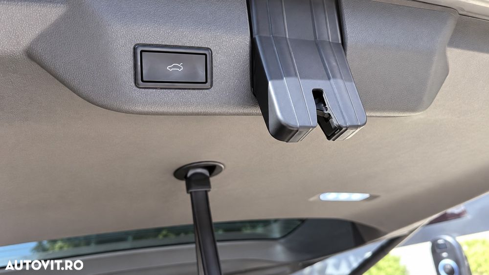 Volkswagen Multivan L 2.0 TDI DSG 110KW Style - 11