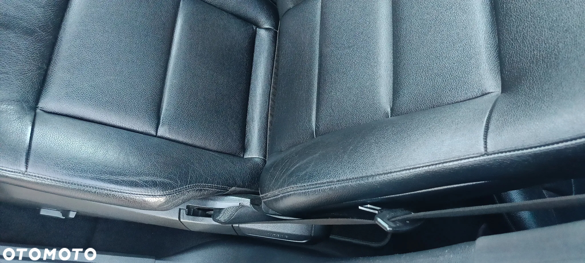 Mercedes-Benz Klasa E 350 T CDI DPF BlueEFFICIENCY 7G-TRONIC Avantgarde - 29