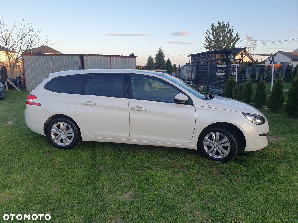 Peugeot 308 1.6 BlueHDi Allure S&S - 5