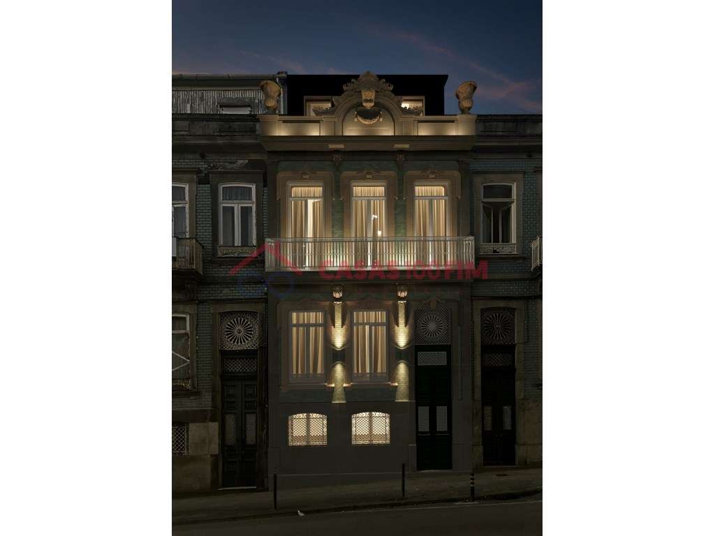 T1 com charme histórico Álvares Cabral, Porto - Grande imagem: 2/13