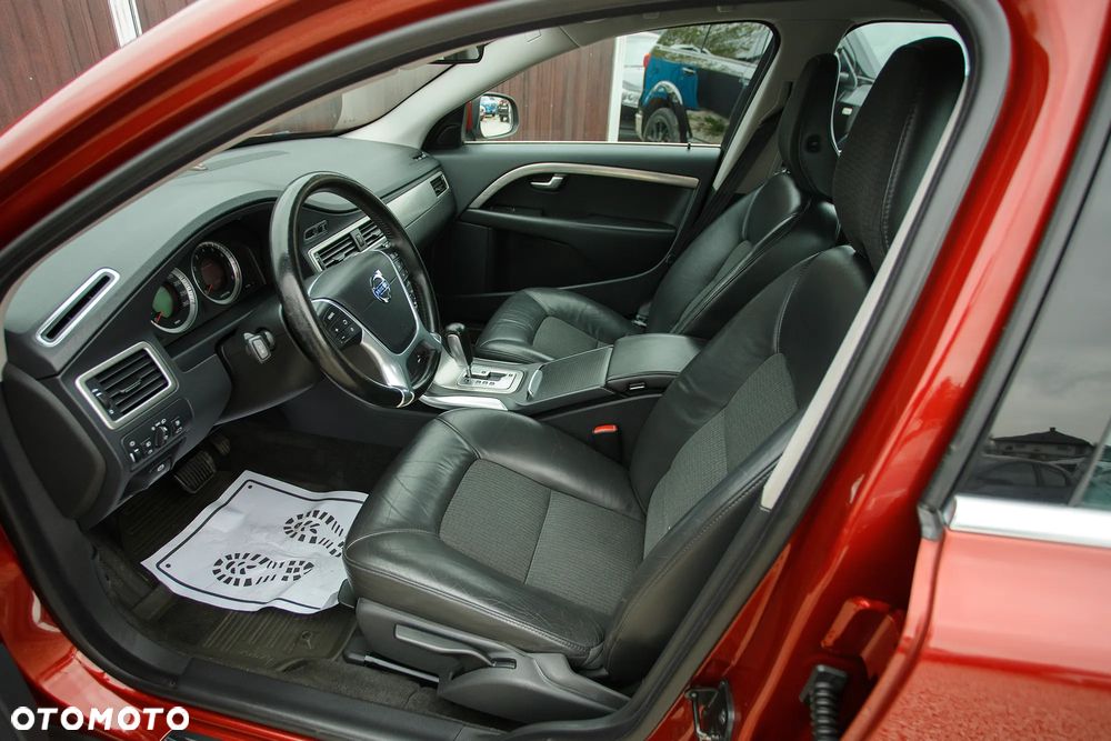 Volvo V70 2.5T Summum - 19