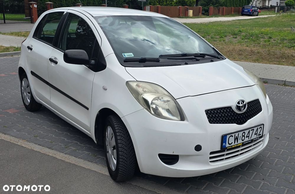 Toyota Yaris 1.0 Luna - 2