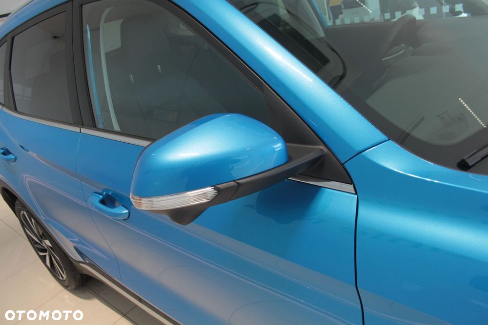 MG ZS Hybrid+ - 11