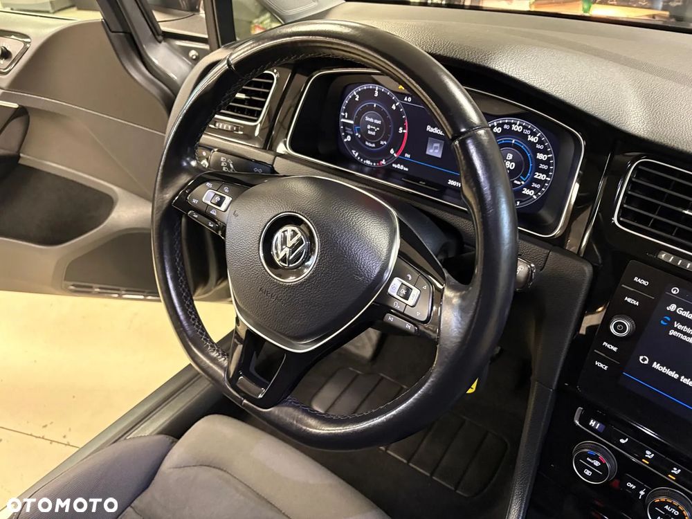 Volkswagen Golf 1.6 TDI (BlueMotion Technology) Comfortline - 23