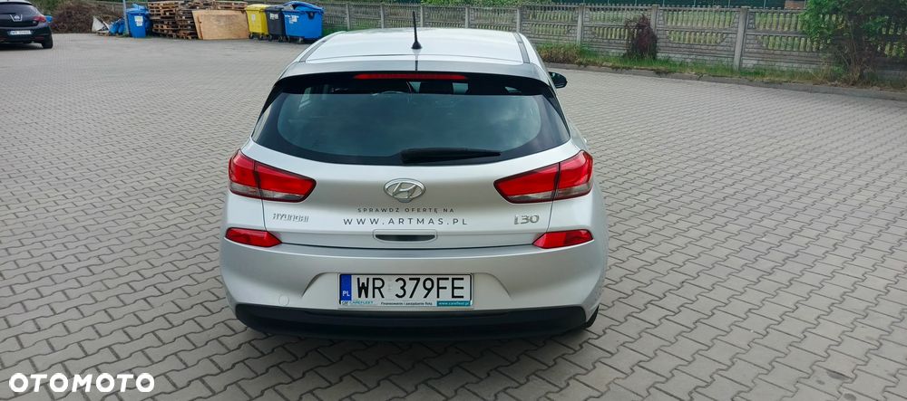 Hyundai i30 1.4 Comfort - 4