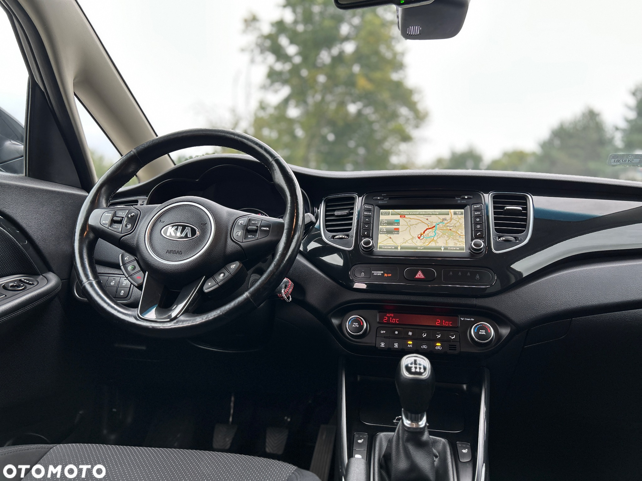 Kia Carens 1.7 CRDi Business Line - 31