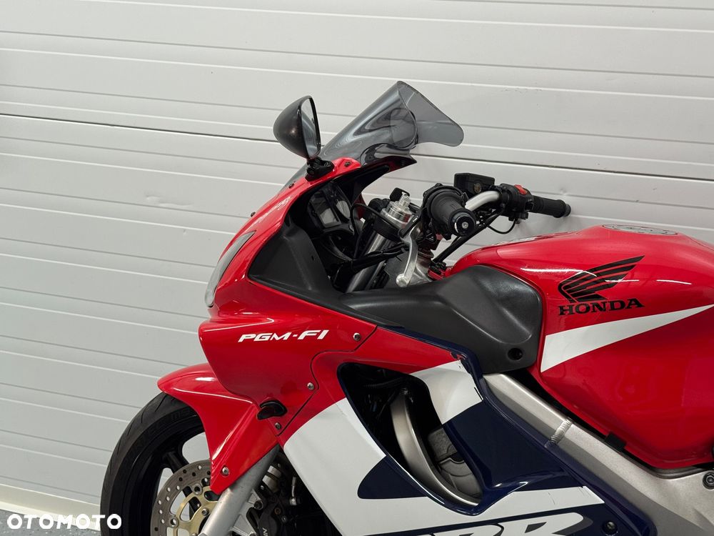 Honda CBR - 17