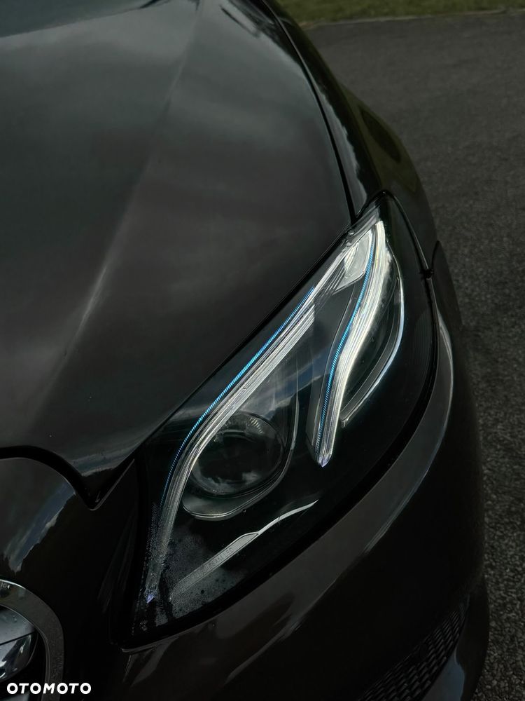 Mercedes-Benz Klasa E 220 d 9G-TRONIC - 14