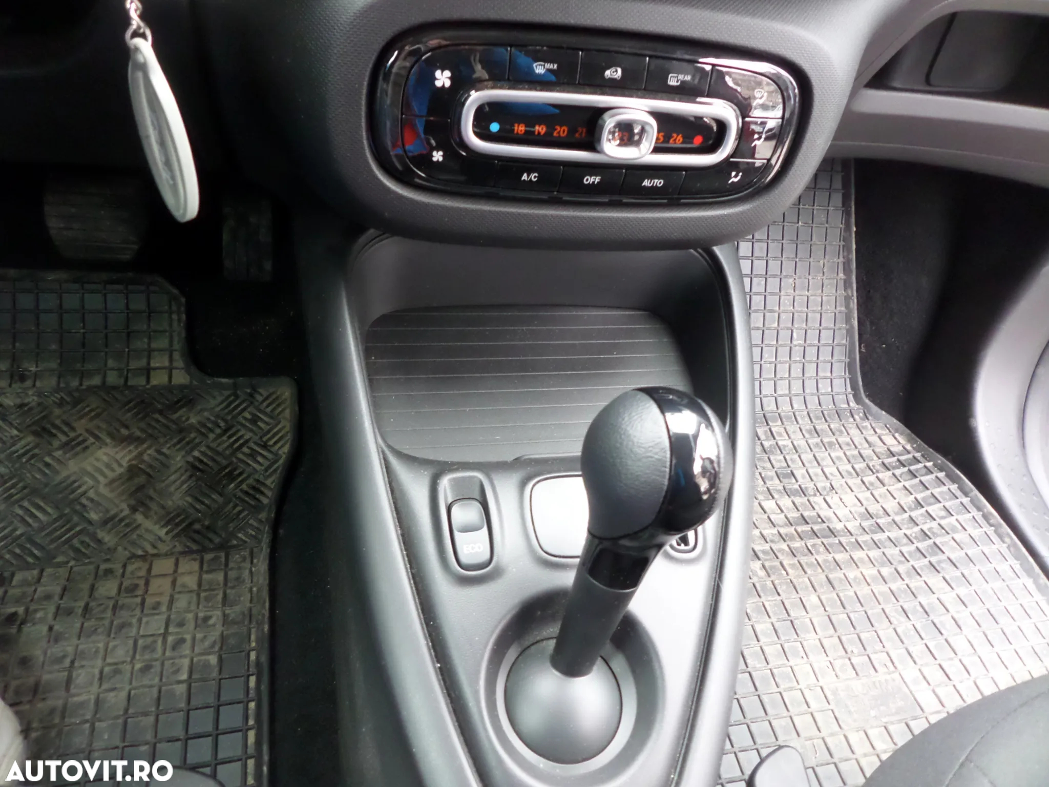 Smart Fortwo 60 kW electric drive prime - 26