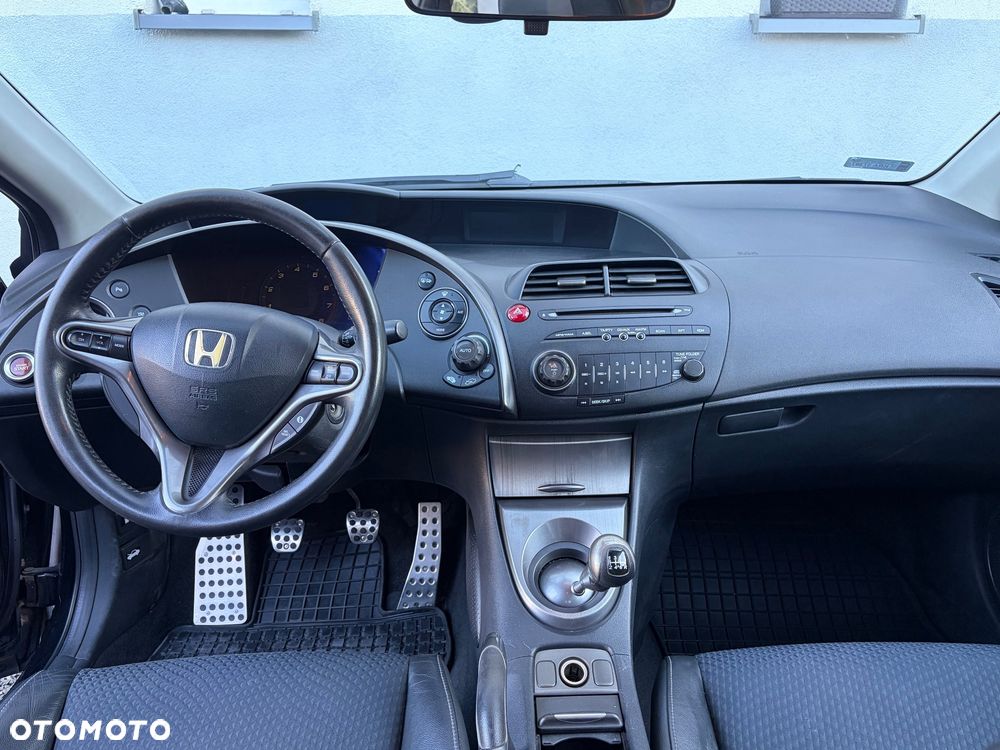 Honda Civic 1.8 Sport - 8