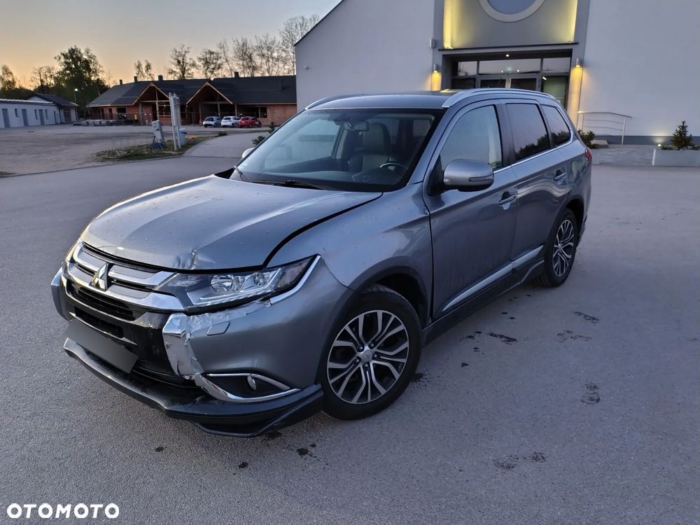 Mitsubishi Outlander - 5