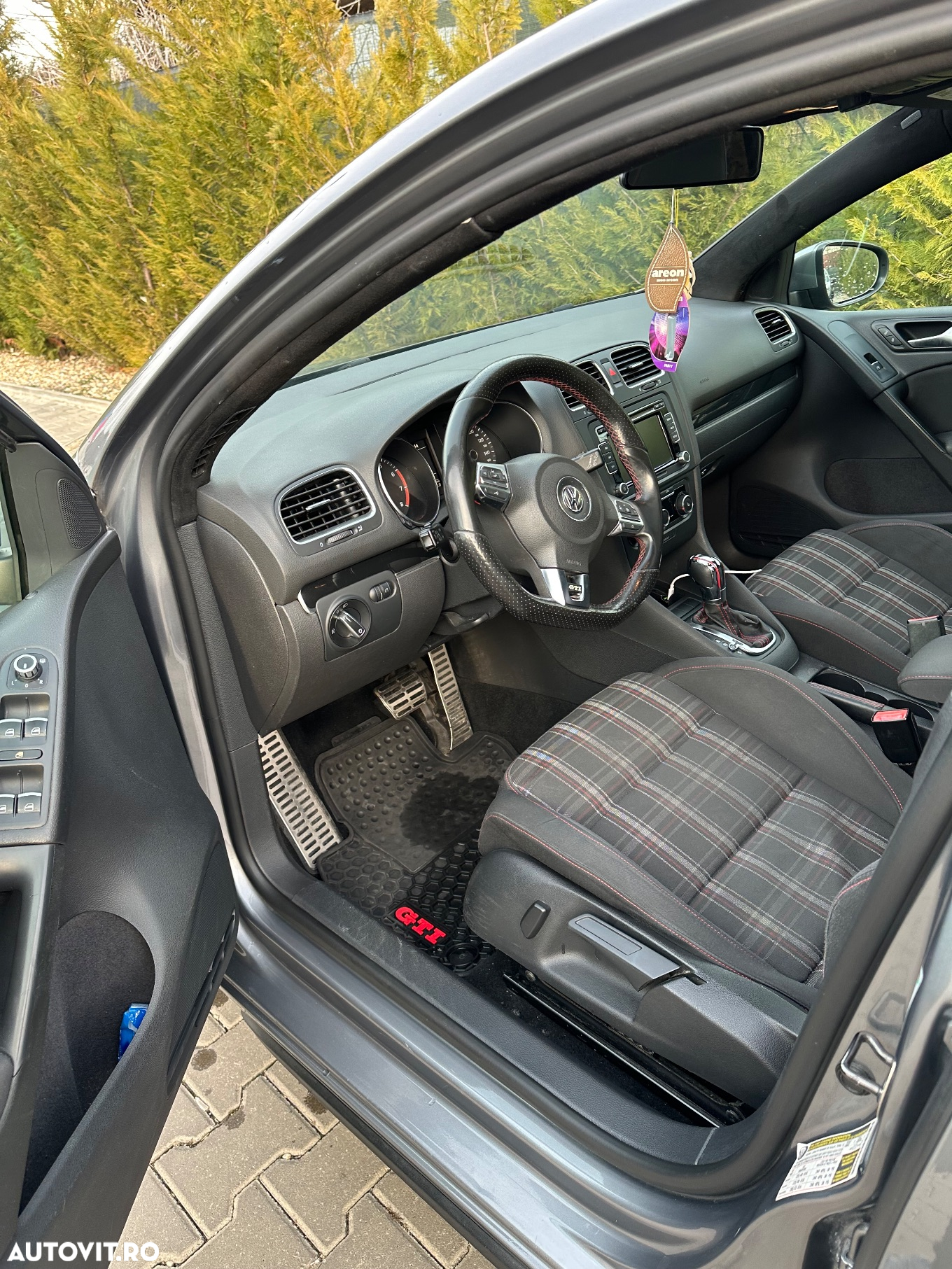Volkswagen Golf 2.0 TSI GTI DSG - 10